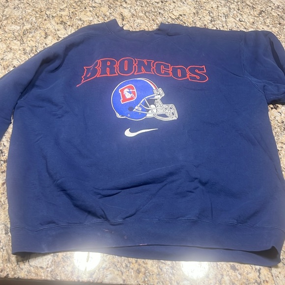 Vintage Broncos sweatshirt - Picture 4 of 5